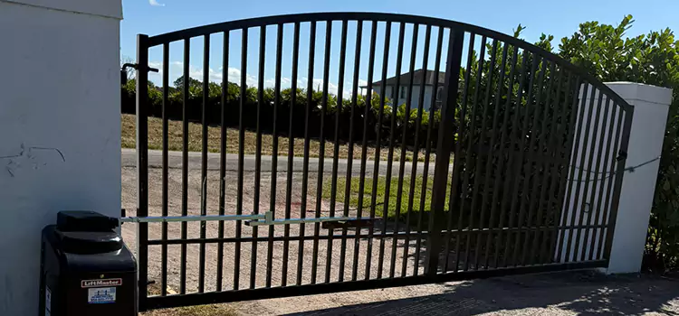 Driveway Fence Repair Harrisonburg